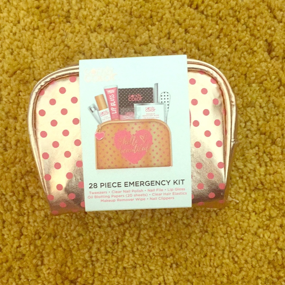 Candy Color 28 Piece Emergency Kit